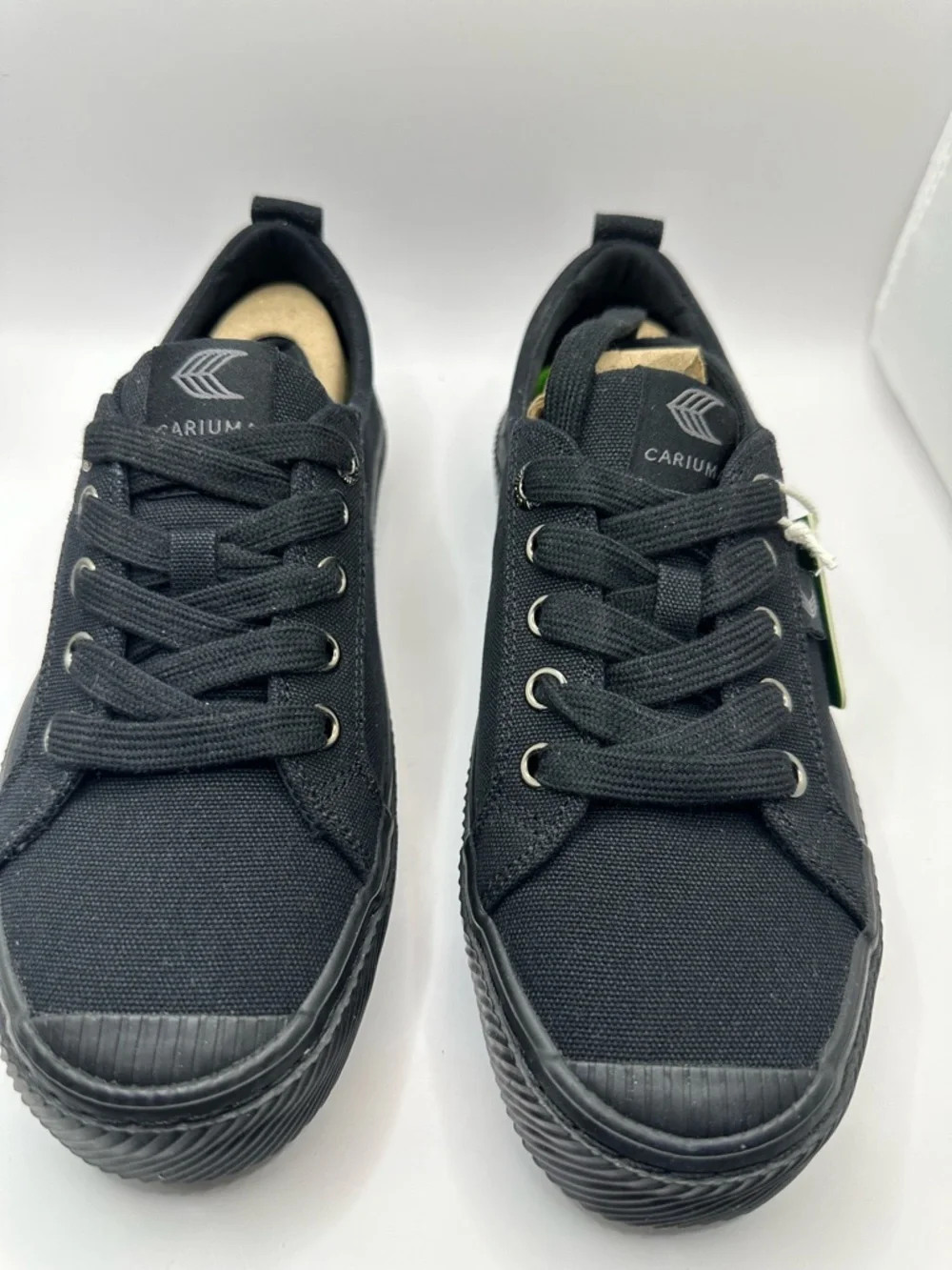 **NEW** Cariuma OCA Low-Top Sneaker size 6.5 women/5men - Picture 3 of 6